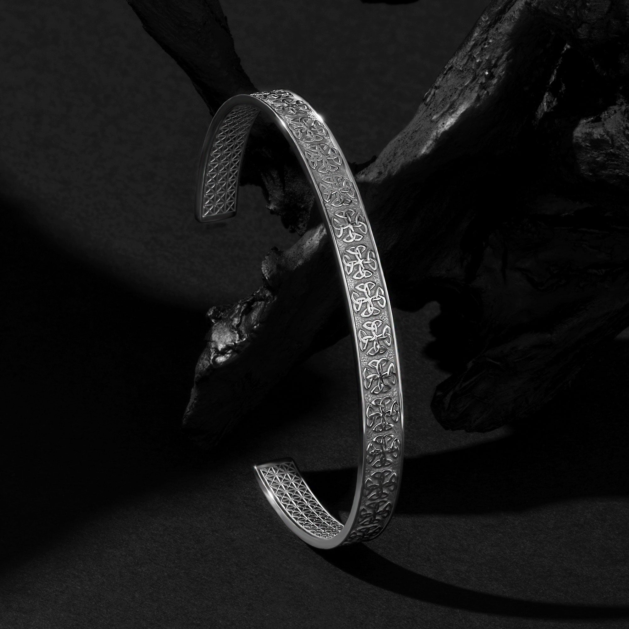 Kelt Desenli 925 Ayar Gümüş Cuff Erkek Bileklik